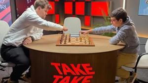 Magnus Carlsen, con Faustino Oro en Oslo