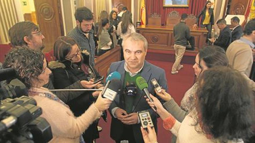 Fragoso: «Cabezas tiene mucha prisa en ser alcalde sin ganar elecciones»