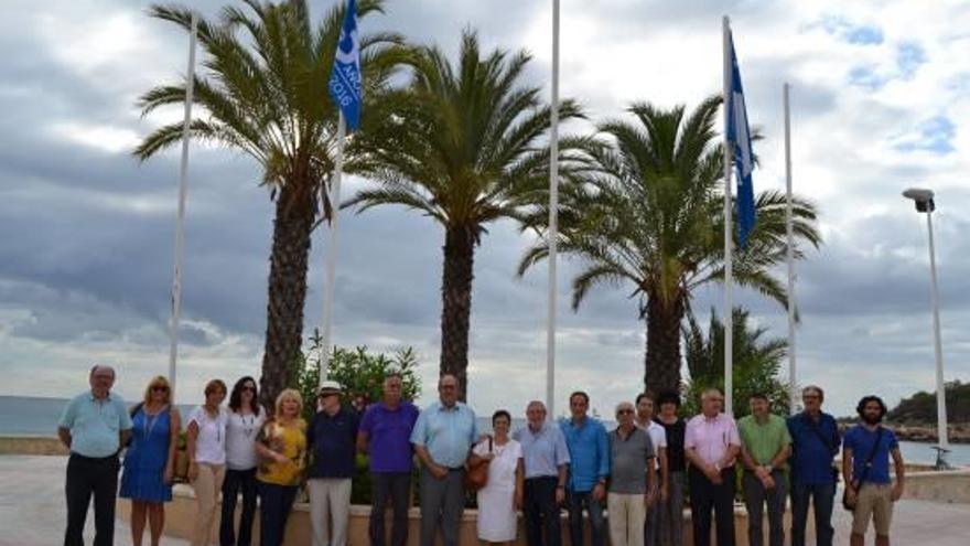 Tres décadas de banderas en Calp