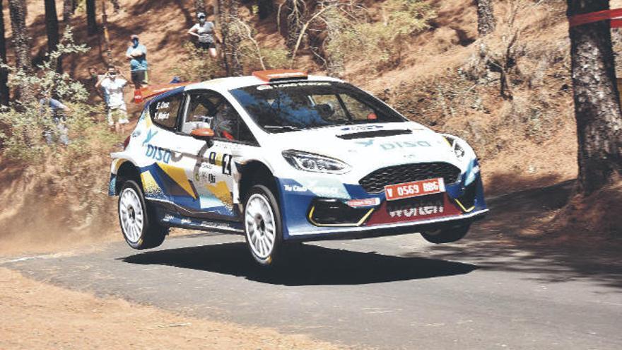 El tinerfeño Enrique Cruz es el actual líder de la competición después de la primera prueba, la del Rallye Isla de Gran Canaria.