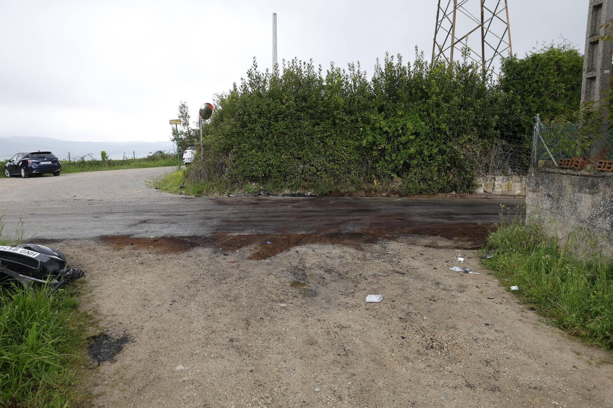 El lugar del accidente que acabó con la vida de un joven en Cenero, en imágenes