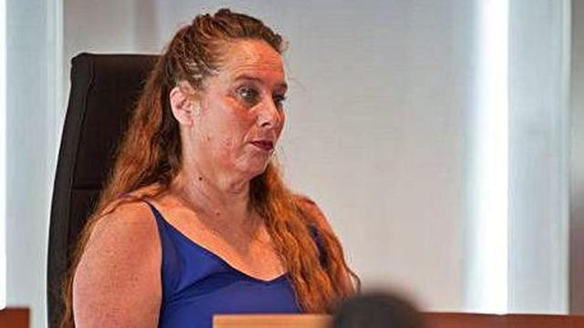 Imagen de archivo de Viviana de Sans durante un pleno del Consell.