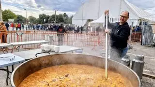 Benicàssim reparte 800 raciones de 'olleta de la plana' en sus fiestas de Sant Antoni