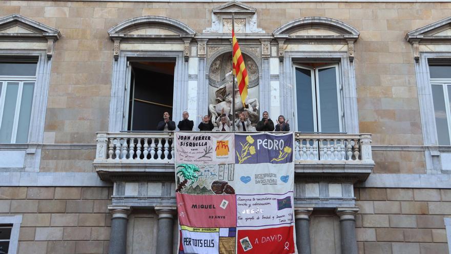 Vídeo | Institucions i entitats demanen mantenir-se units en els avanços contra el VIH i la sida davant la "polarització política"