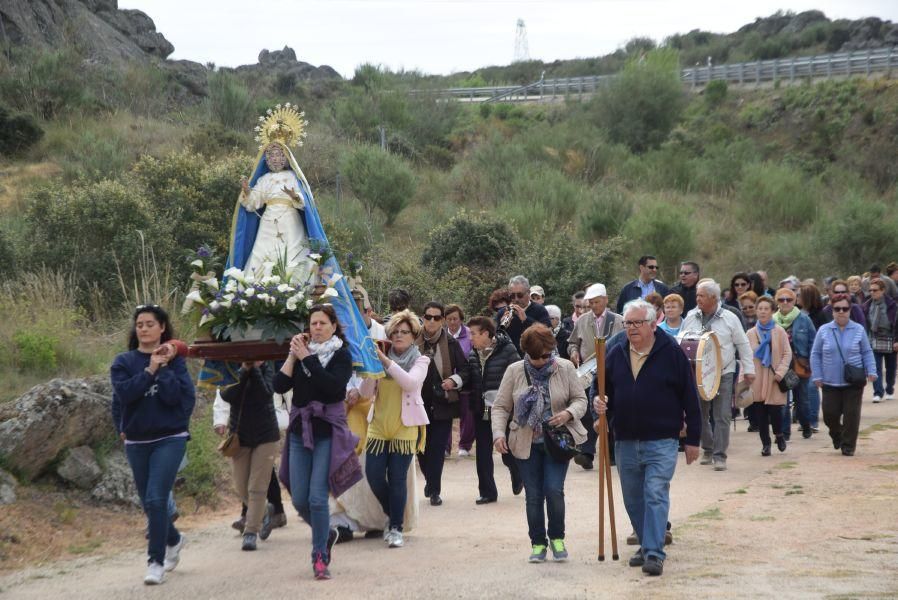 Romería del Cristo en Muelas del Pan.