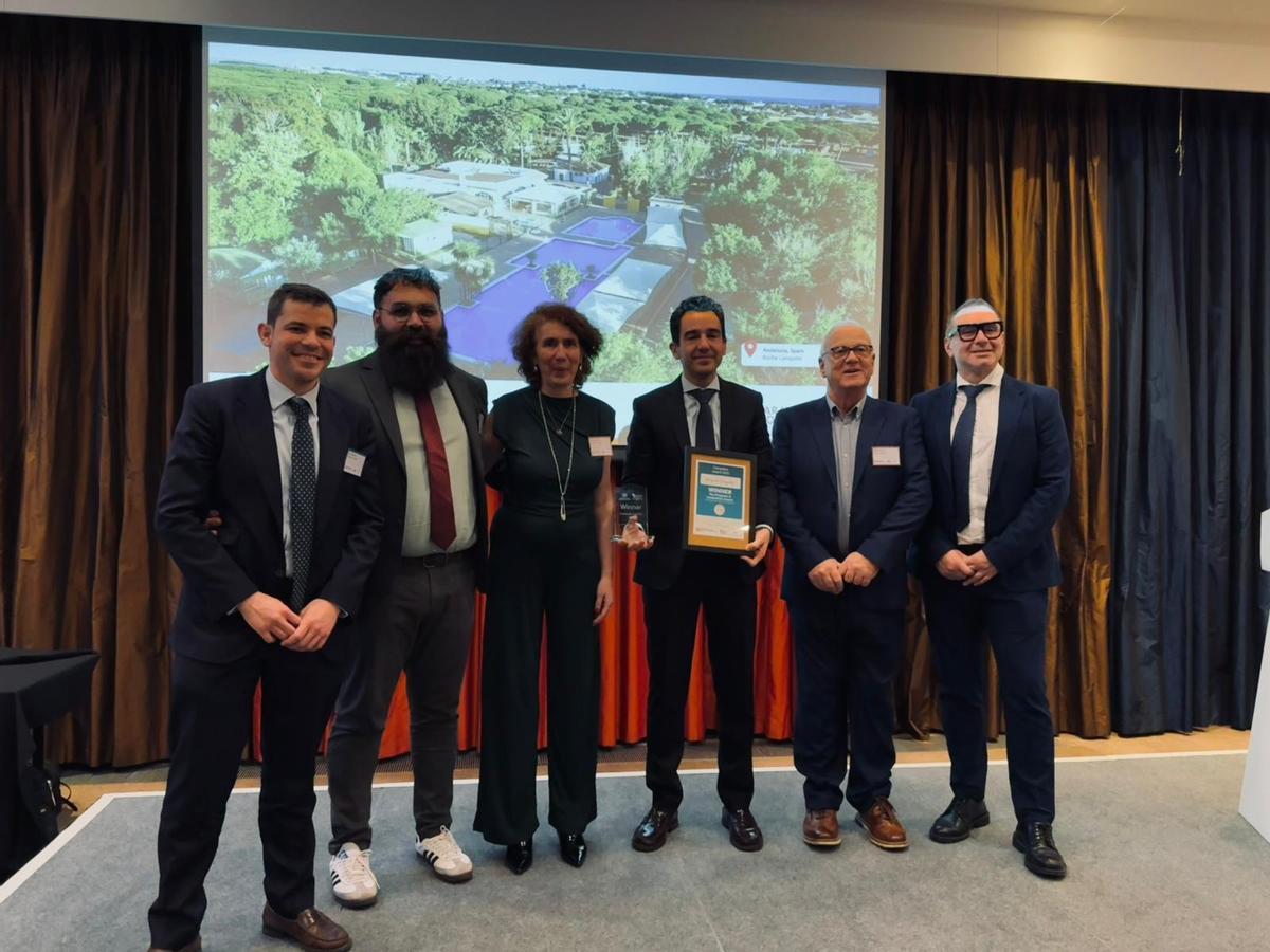 El camping de Oliva recoge el galardón.