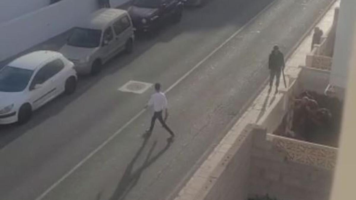 Atacan con piedras y palos a una familia en Fuerteventura