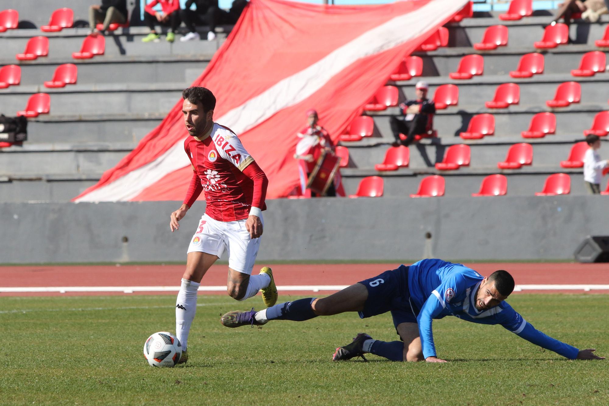 Partido CD Ibiza-Badalona