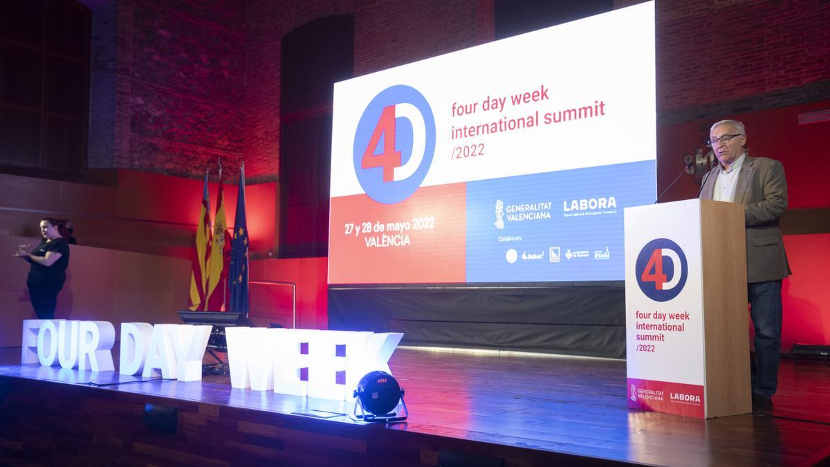 Ribó anunció el proyecto durante la cumbre internacional Four Day Week celebrado en mayo