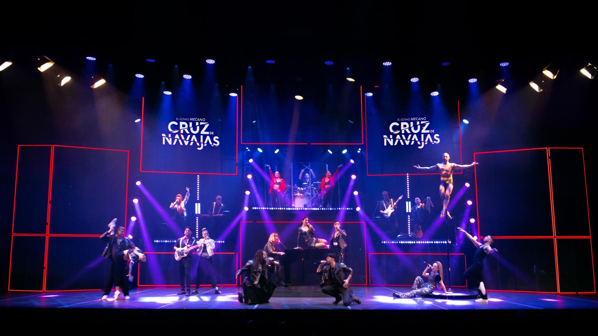 En imágenes: Musical "Cruz de navajas" en el Palacio Valdés de Avilés
