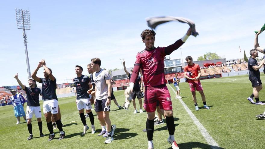 Ya es oficial: el Avilés se despide de uno de los héroes del ascenso a Primera Federación