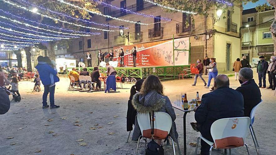 &quot;Noites de Terraza&quot; ambienta Ponte Caldelas