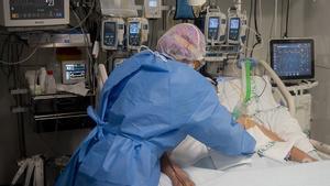 Catalunya només atendrà urgències per l’efecte de la cinquena onada de la Covid