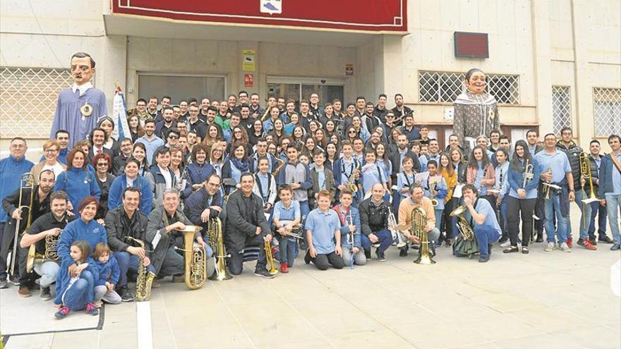 Las bandas homenajean en l’Alcora al pasodoble taurino