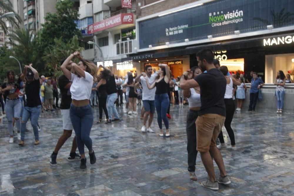 Taller de salsa en la Feria de Murcia