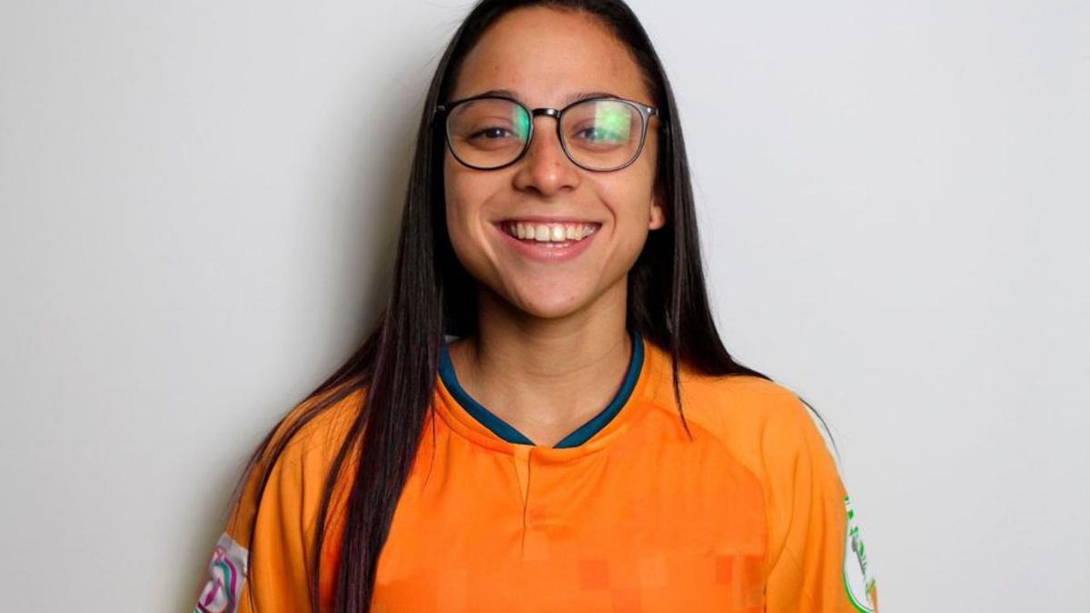 Estela Cantero, nueva jugadora del Amarelle. |  // LA OPINIÓN