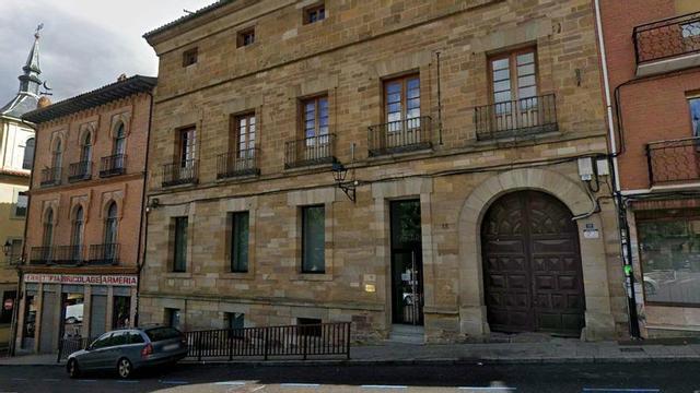 Las notarías locales contabilizaron en el último año 325 operaciones de compraventa de vivienda.
