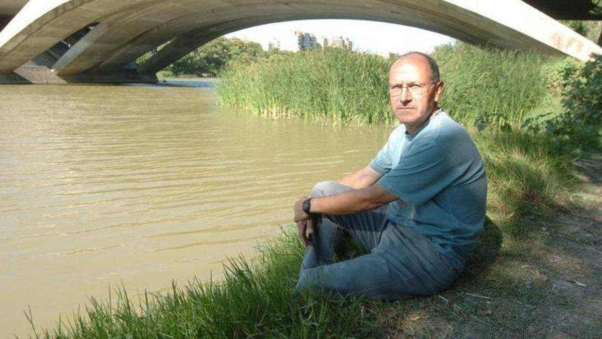 Severino Pallaruelo ha situado su libro como el más vendido de Aragón por segunda semana consecutiva.