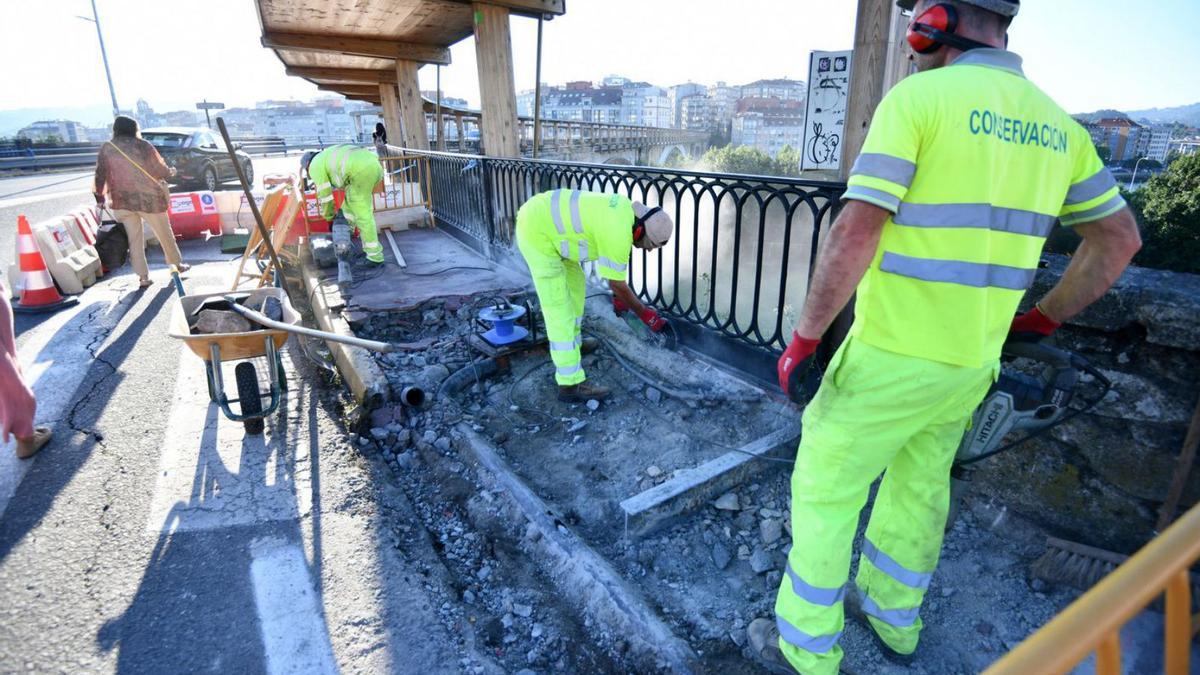 Mejora la accesibilidad en el puente de A Barca | GUSTAVO SANTOS