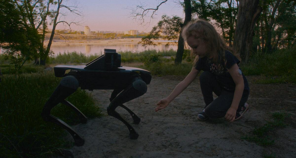 'Pedagogías de guerra' estará abierta al público hasta el 21 de junio.