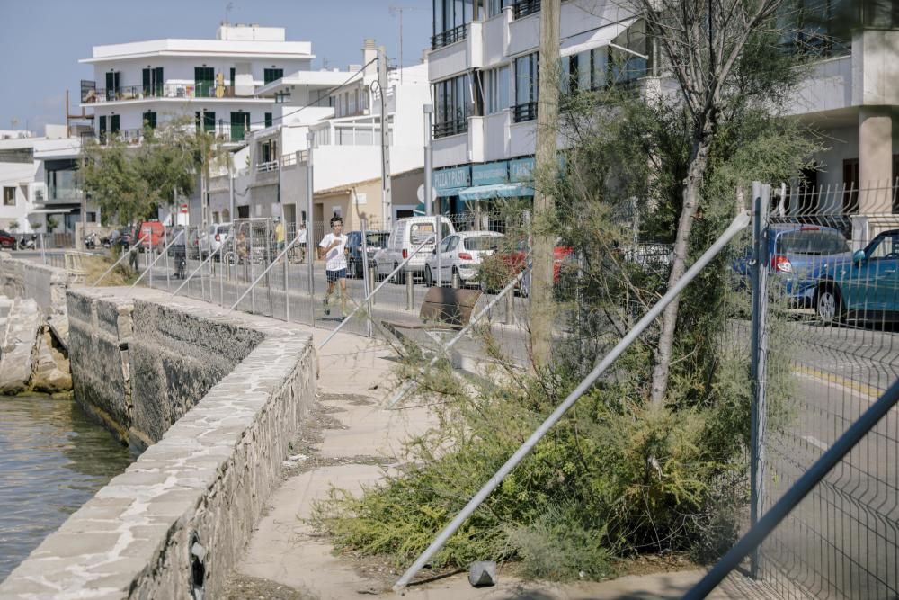 Stadt lässt Promenade an der Cala Gamba reparieren