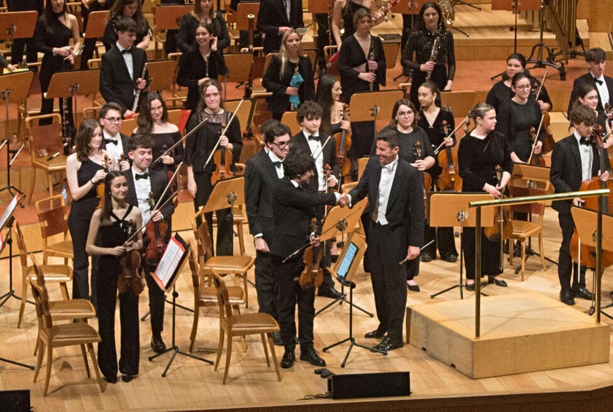 La Orquesta Filármonica de la Universitat de València en un concierto.