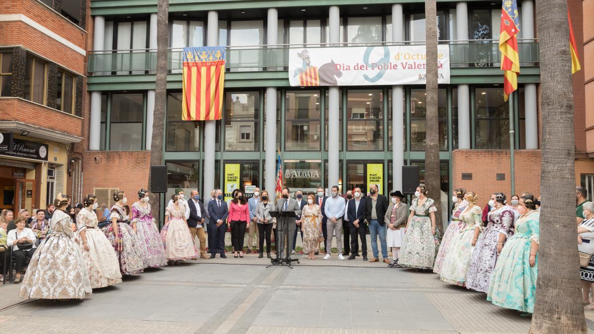 Discurs de l’alcalde d’Aldaia, Guillermo Luján, durant l’acte institucional del 9 d’Octubre.