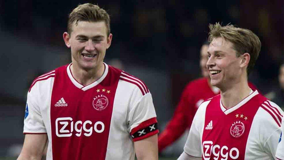 De Jong y De Ligt siguen en el Ajax de Amsterdam