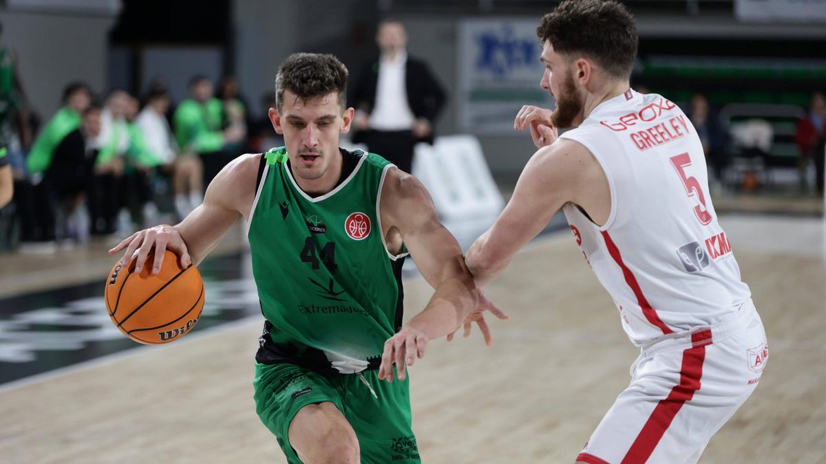 Kalinicenko, en un partido contra Cultural Leonesa.