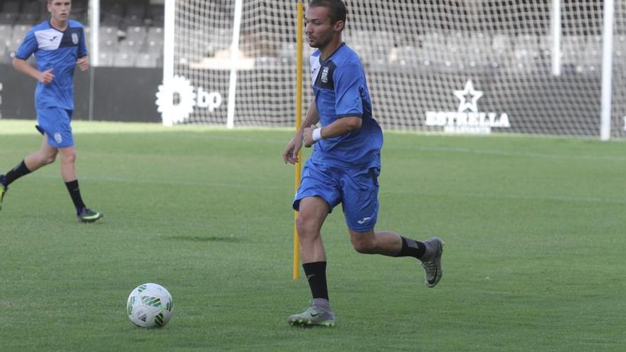 Renato, durante la pretemporada con el FC Cartagena.