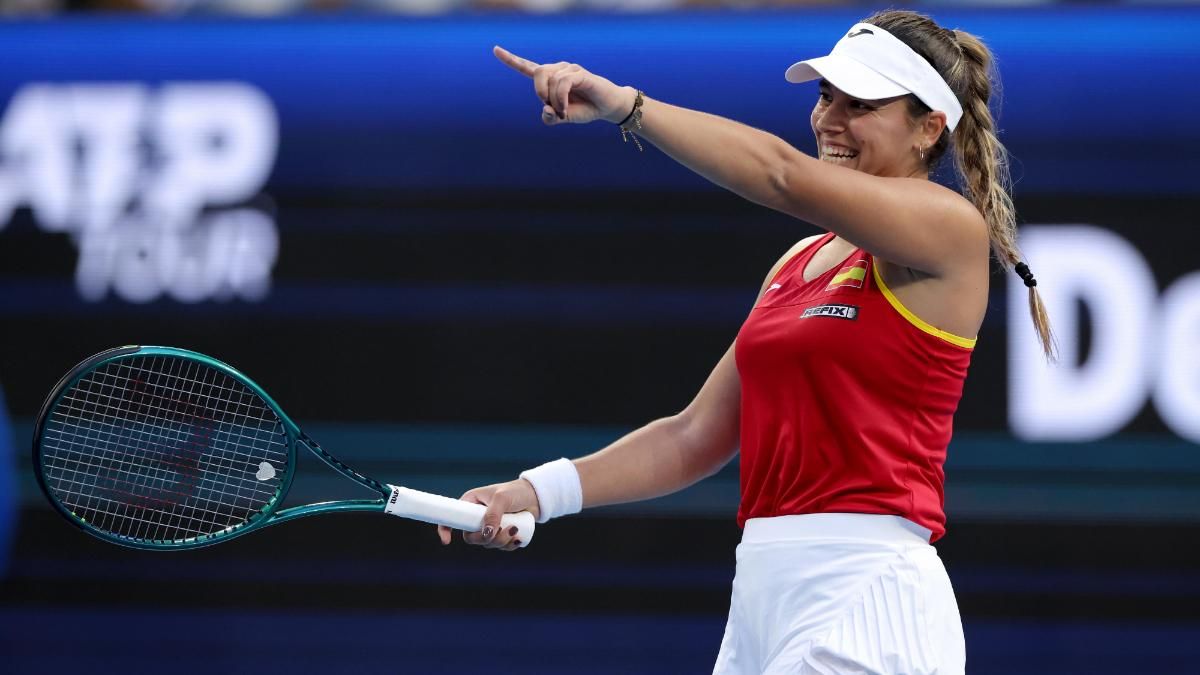 Jessica Bouzas celebra su victoria ante Sakkari en la United Cup