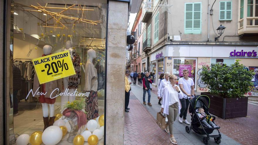 Black Friday en Mallorca: El gran comercio anuncia rebajas «agresivas» para activar la venta de moda