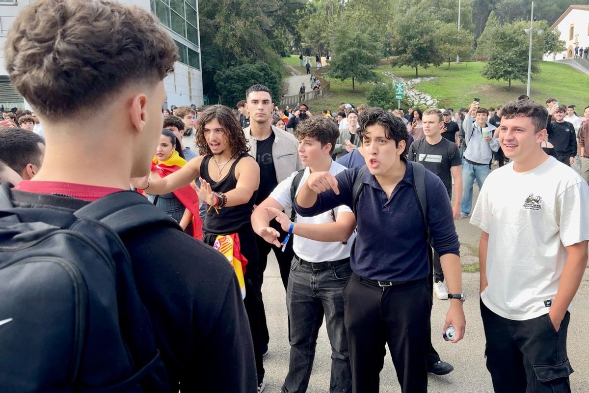 Momentos de tensión en la UAB. Momentos de tensión en la UAB.