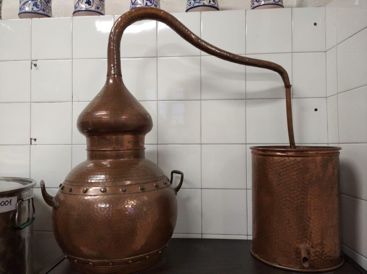 Fabricació de la ratafia a Girona