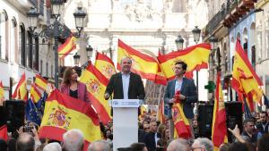 Jorge Azcón, en una protesa contra la amnistía.