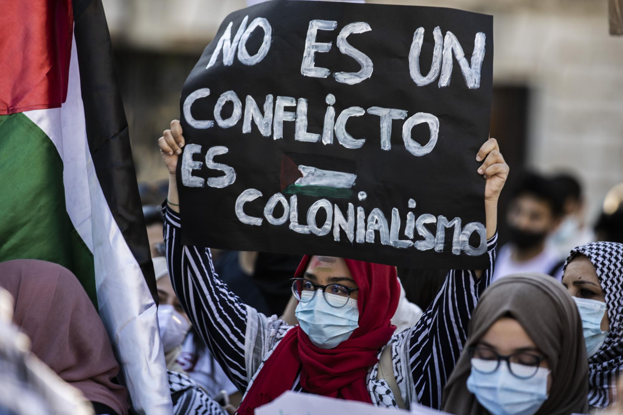 Protesta en València contra los bombardeos israelíes en Gaza y los desahucios en Jerusalén Este