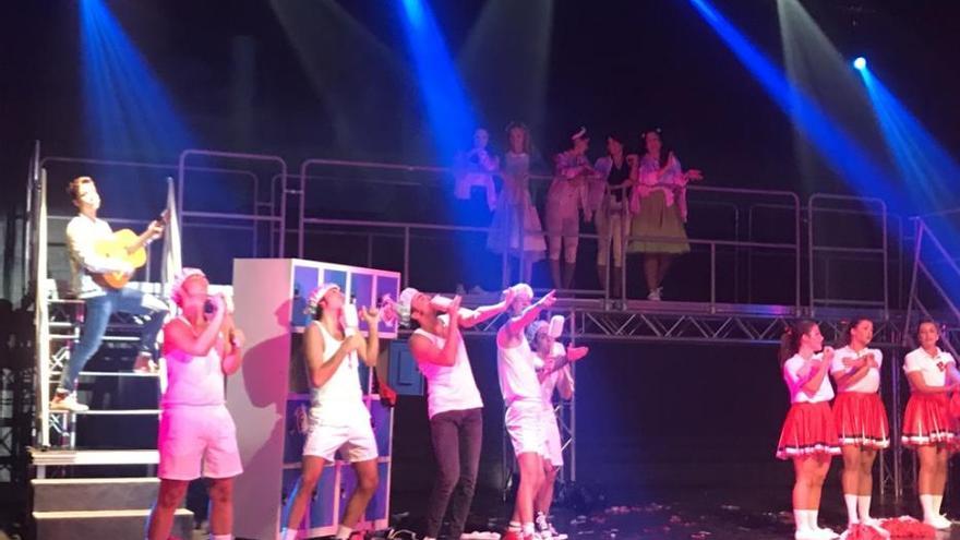 El Limonar representa el musical '10GETHER'
