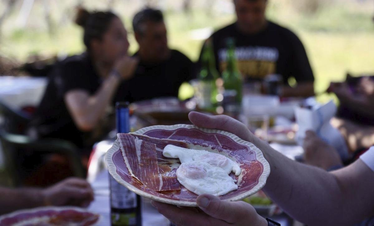 De almuerzo, "dos y pingada"
