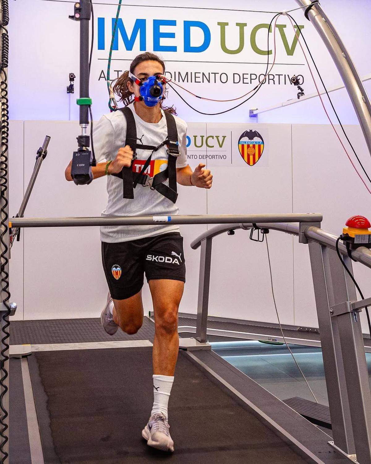 Claudia Florentino, jugadora del Valencia CF Femenino.