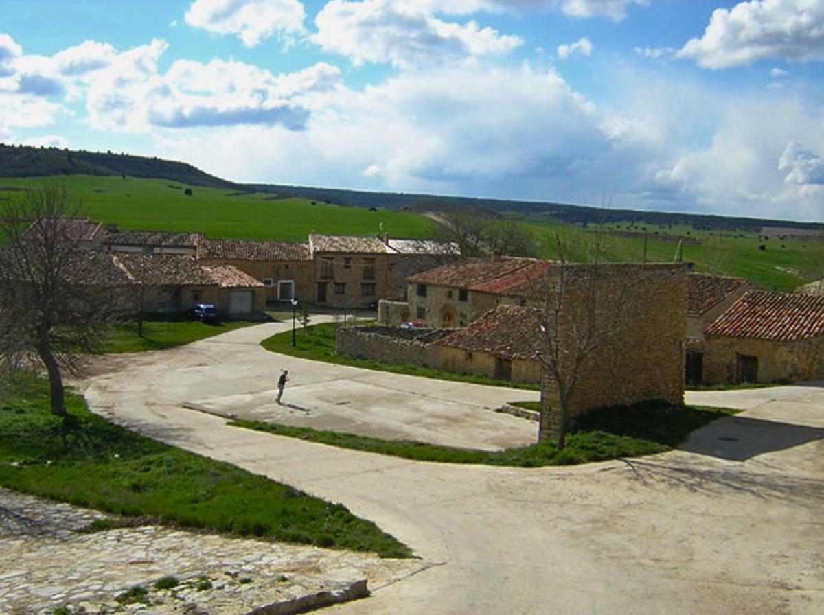 La entrada a Torremochuela