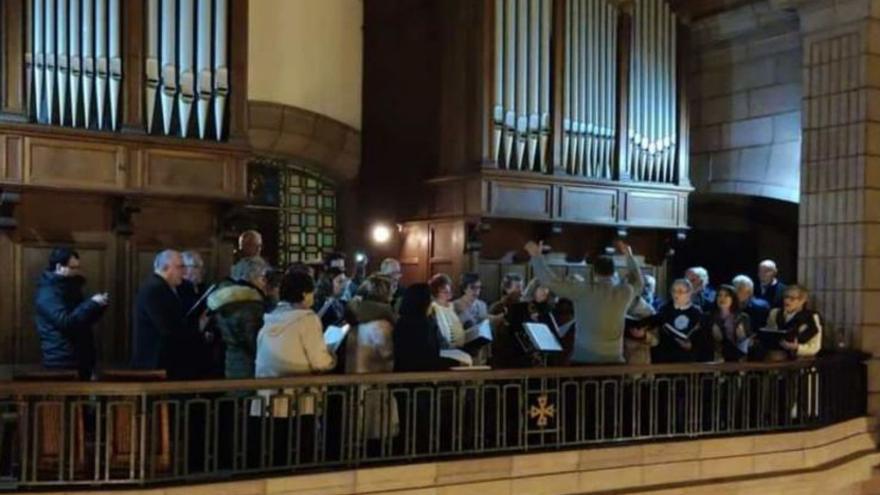 El concierto en la iglesia canguesa.