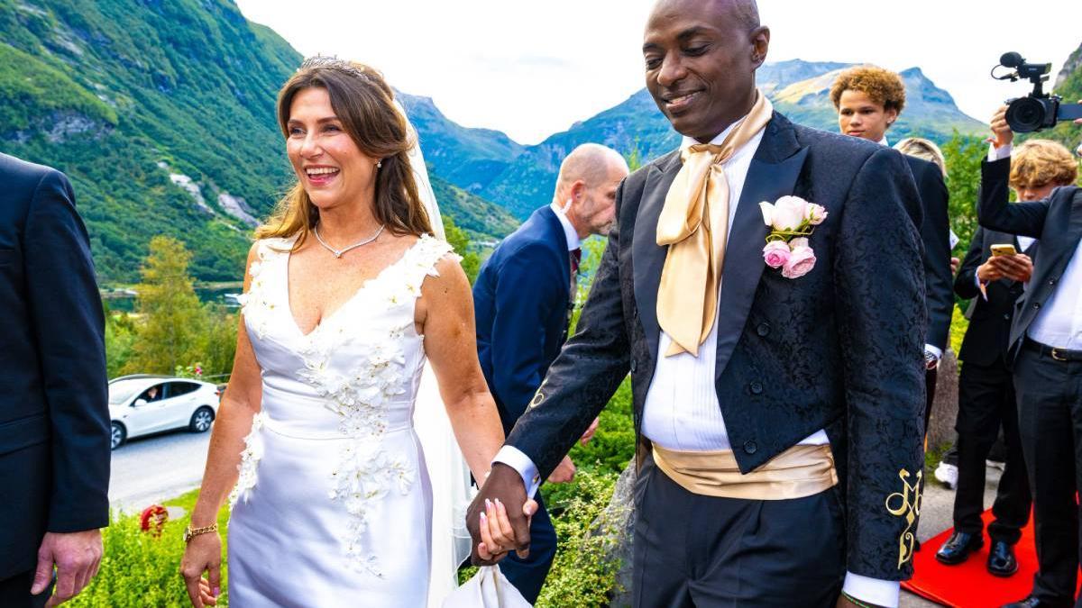 La princesa Marta Luisa de Noruega y el chamán Durek Verrett ya son marido y mujer