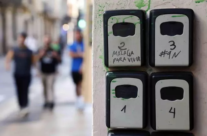 Málaga no permitirá más pisos turísticos durante los próximos tres años