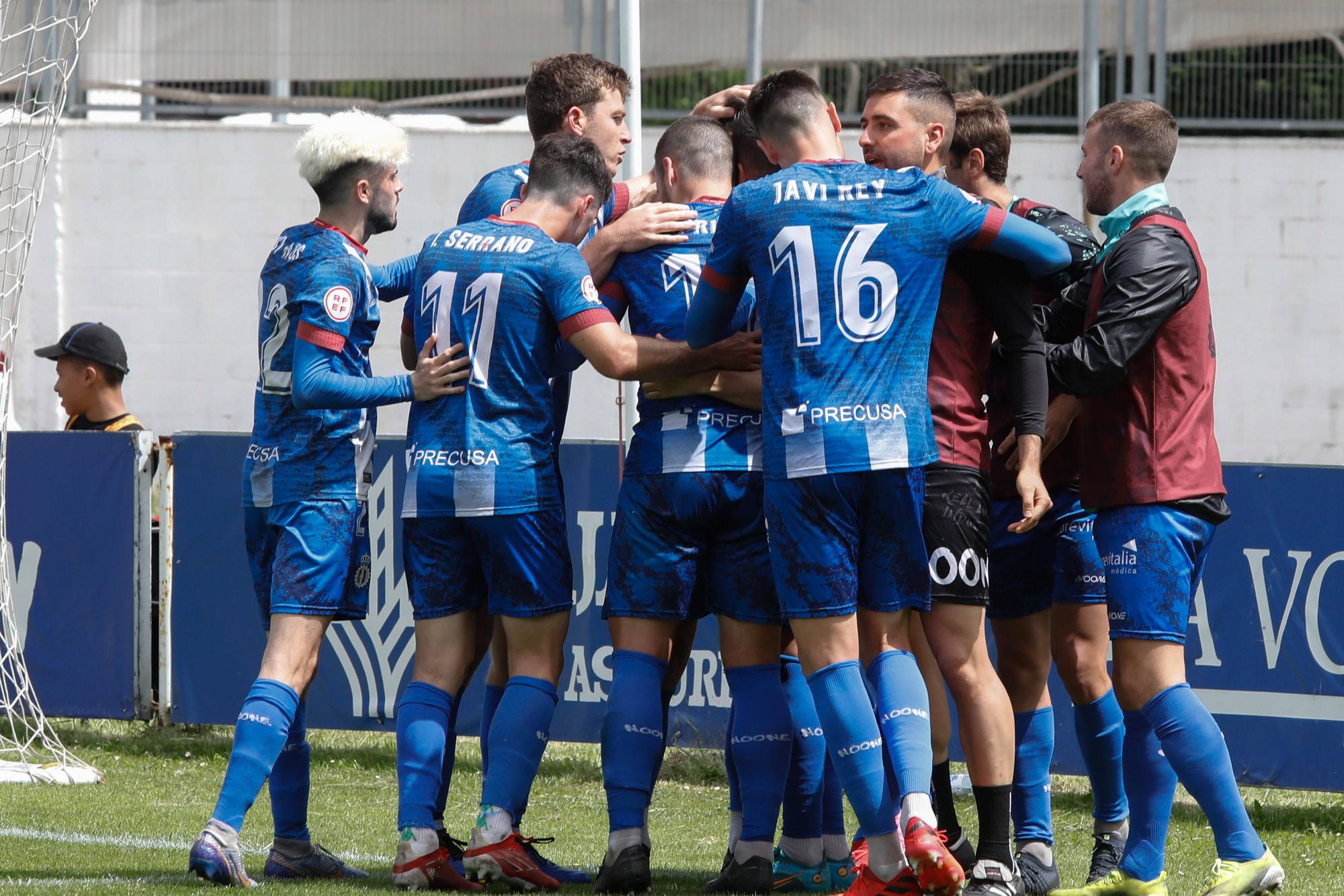 En imágenes: así ha sido la jornada en Segunda RFEF para los equipos asturianos