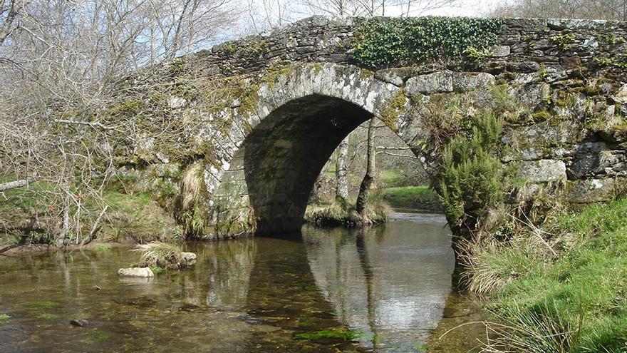 Ponte Vella, uno de los muchos puentes con historia de la zona