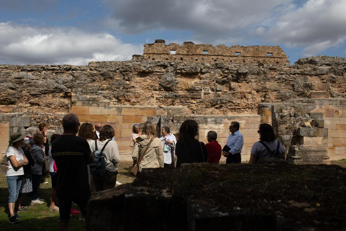Jornada de puertas abiertas en el Monasterio de Santa María de Moreruela
