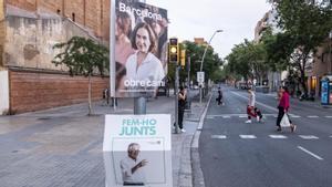Barcelona 24/05/2023  Propaganda electoral para las elecciones municipales del 28 de mayo en el barrio de Sant Andreu En la foto banderolas con propaganda de Trias Y Colau Foto de Ferran Nadeu