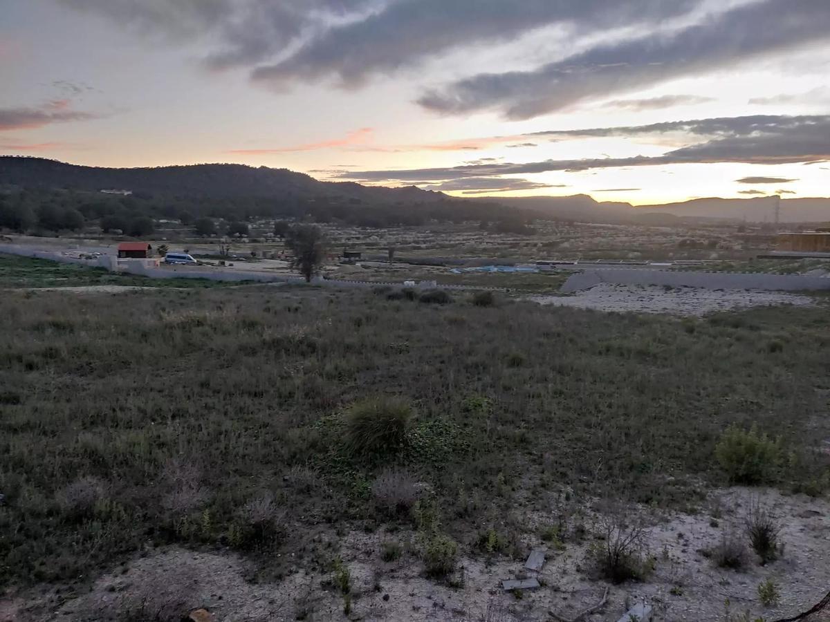 Zona en construcción en el Paisaje Protegido de Sierra Escalona