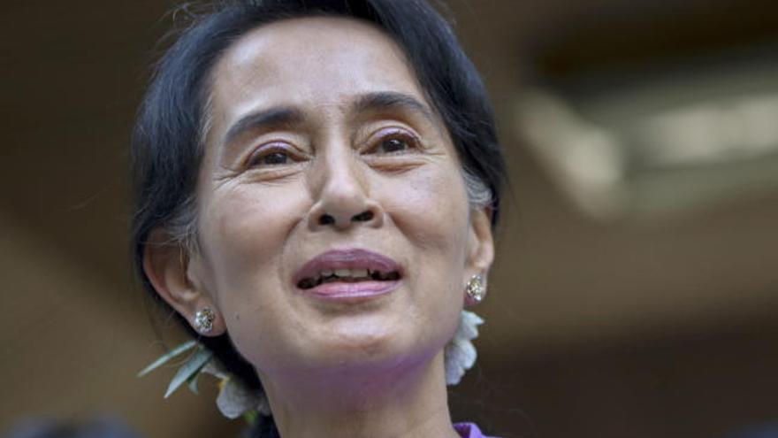 Aung San Suu Kyi ha sido respaldada de forma unánime