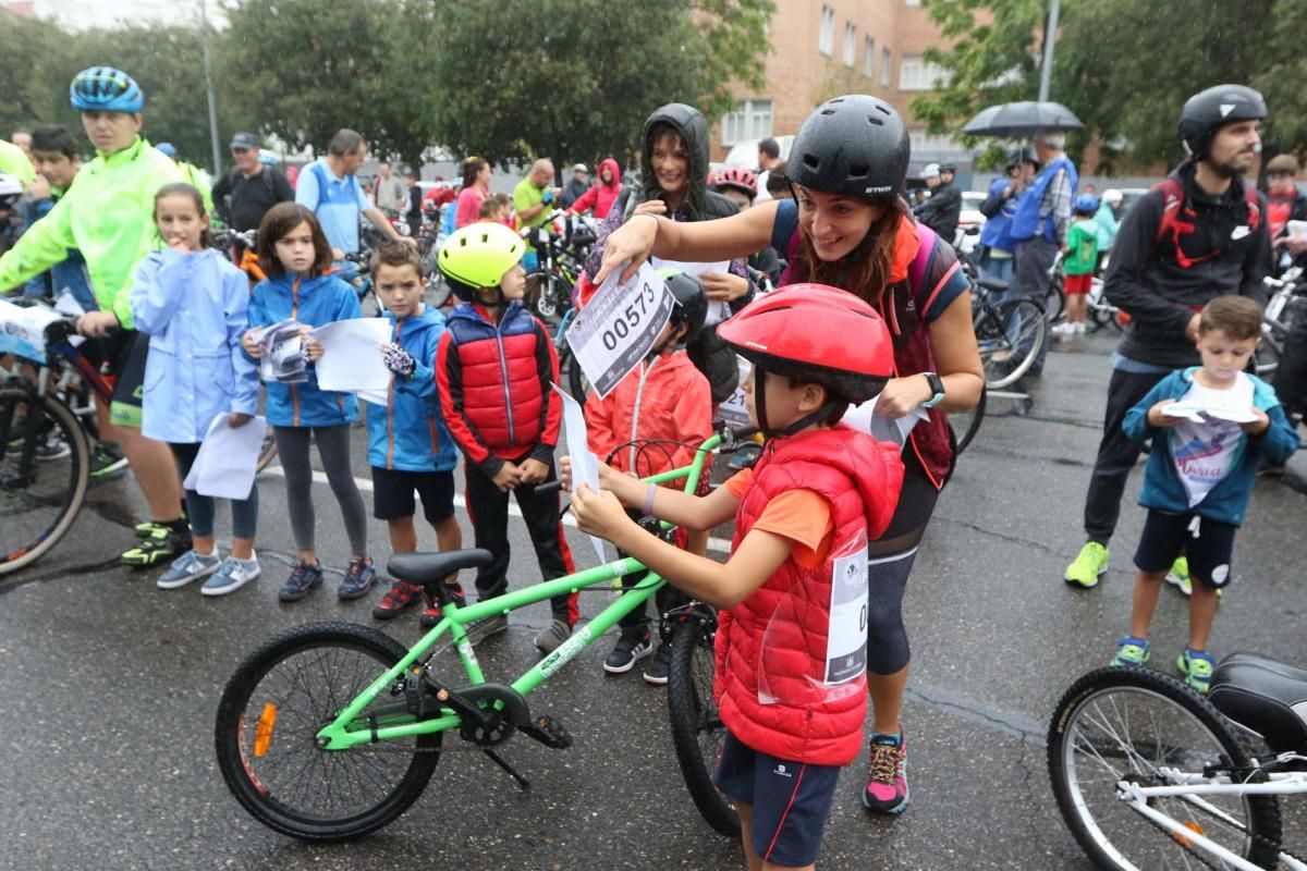 La Fiesta de la Bicicleta desafía a la lluvia